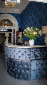 Hotel St George by Nina - Reception