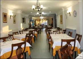 Hostal Restaurante Carolina - Restaurang
