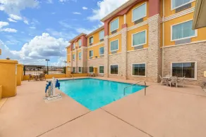 Residency Suites - Piscine