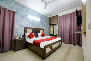 Hotel Mayank Plaza-Near IGI Airport Terminal-3 - Quarto