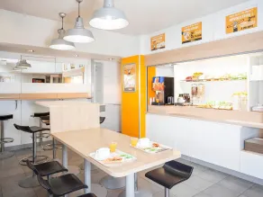 UNISOTEL ex hotelF1 Saint Brieuc - Restaurant