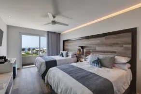Oceana Resort & Conventions - Room