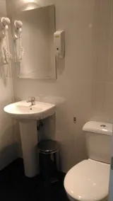 Hostal JQ Madrid 1 - Salle de bain