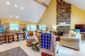 The Homested w/ Covered Deck & Views - Interior