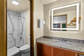  Americas Best Value Inn Martinsburg - Salle de bain