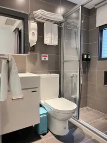 Greenight Hotel - Bathroom