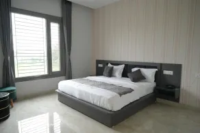The Carnation Mound - Chambre