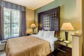 Quality Suites Sherman - Chambre