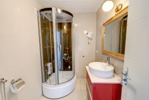 Villa Kos Murter für 18-22 Personen - Badezimmer