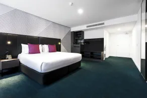 Movenpick Hotel Melbourne On Spencer - Room