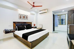 Super OYO Townhouse Gajuwaka Centre - Chambre