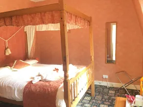 Cannon House Guest House - Chambre