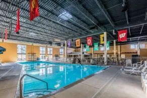 Quality Inn University Lansing - Piscine