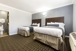Hollywood Palms Inns & Suites - Chambre