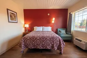 Travelers Inn by OYO Longview Kelso - Zimmer