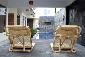 Green Leaf Guest House by Sinergi - Pool