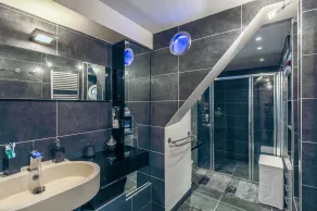 Les Rêveries - Bathroom