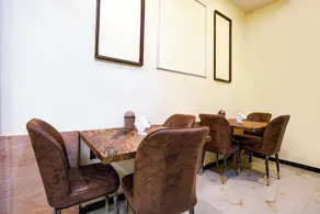 Fabhotel Skyline Suite - Restaurant