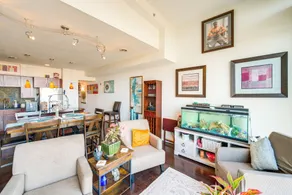 3 Mi to Dtwn Cleveland: Condo w/ Lake Erie Views! - Innenbereich