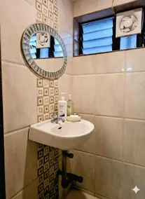 Shradha luxury room - Badezimmer