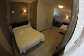 Hôtel des Arts - Chambre