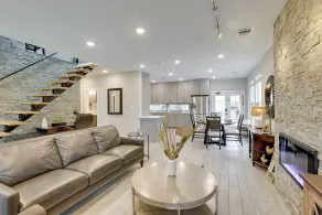 Pets Welcome: Home w/ Deck & Patio in Hockley! - Interiör