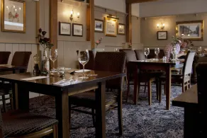 The Dog & Bear Hotel - Restaurant