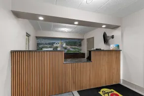 Super 8 by Wyndham Charleston WV - Hall