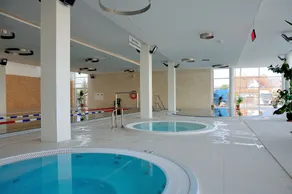 Pokoje Noclegowe Orion Nowy Sącz Chełmiec - Piscine