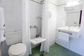 Hôtel Première Classe Bordeaux Nord - Le Lac - Salle de bain