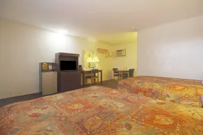 OYO Hotel Waurika OK US-70 near Wichita Falls - Room