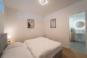 LUXOMES - Vilshofen Altstadt Apartments - Habitación