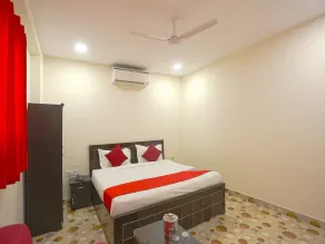 OYO 41215 Three Kings - Chambre