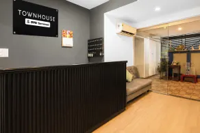 Townhouse Kadugodi Park Formerly Sarvar Hospitality - Rezeption