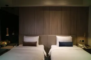 Queena Plaza Hotel - Room