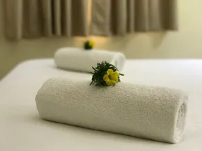 Daffodils Spice Court - Room