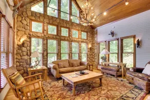 White River Access & Views: Retreat w/ Shared Dock - Innenbereich