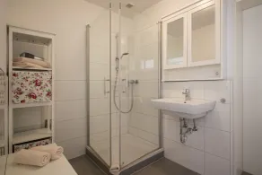 Ferienwohnanlage Bergschlößl Wohnung Nr 9 - Bathroom