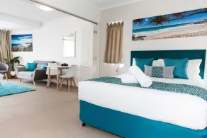 Ocean Views Resort Caloundra - Room