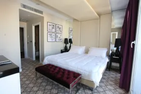 Senator Hotel - Room