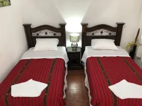 Hotel Panajachel Los Angeles - Room