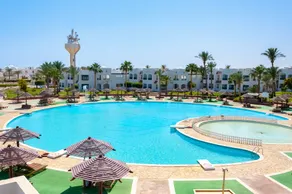 Coral Beach Resort Montazah - Piscina