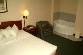 Baymont by Wyndham New Buffalo - Chambre