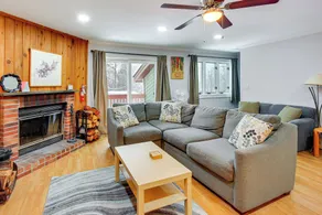 Primely Located Dover Escape < 1 Mi to Mt Snow! - Innvendig