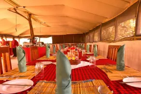 Nyumbu Camp - Restaurant