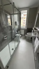 Admiral Hotel - Badezimmer