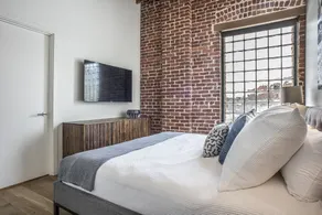 Elevation Lofts Hotel - Rum