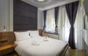 Central Park Residence - Room