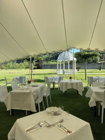Les Dépendances du Château Chapeau Cornu - Restaurant