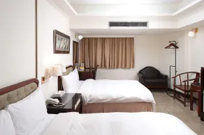 Peach Hotel - Room